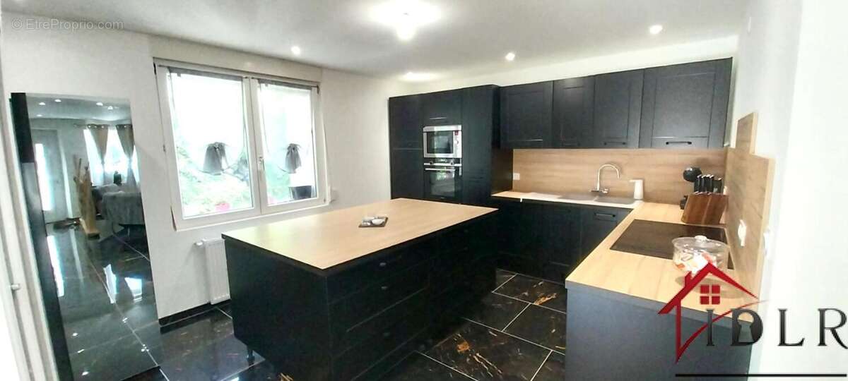 Maison à FOUGEROLLES