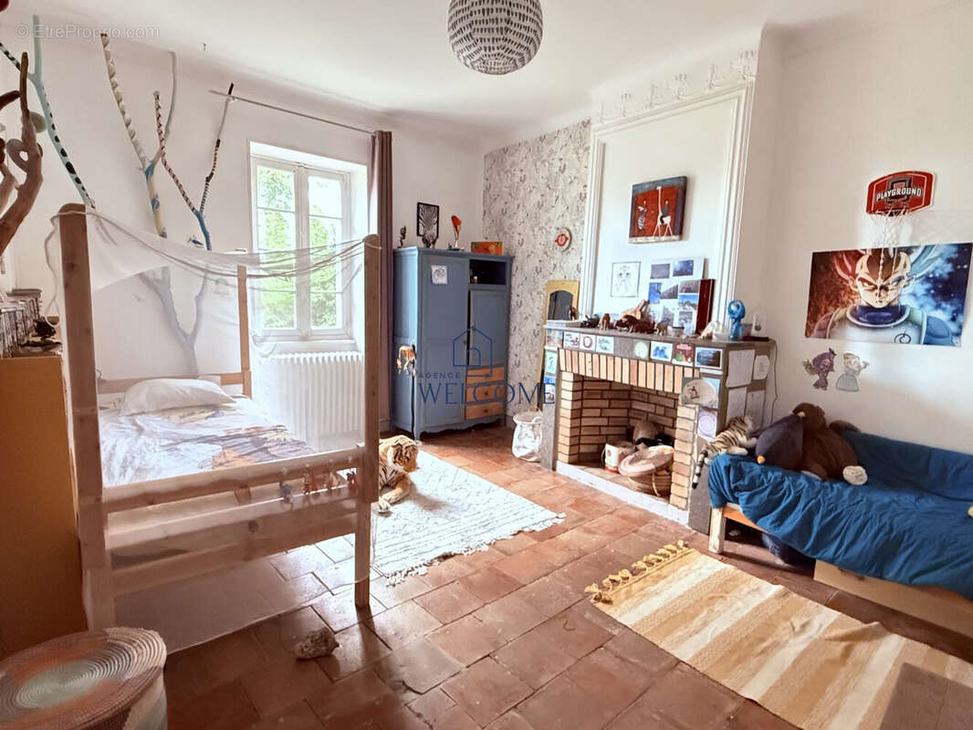 Maison à SAINT-CHRISTOL-LES-ALES