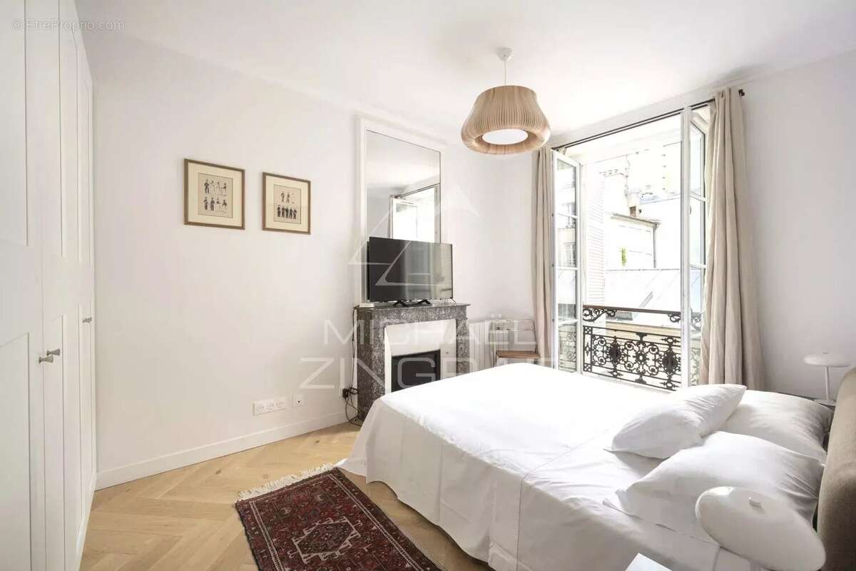 Appartement à PARIS-6E