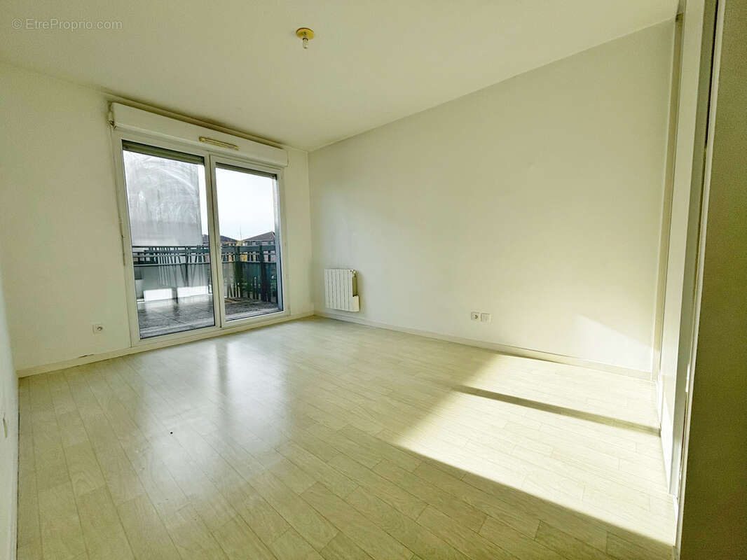 Appartement à L'ISLE-D'ABEAU