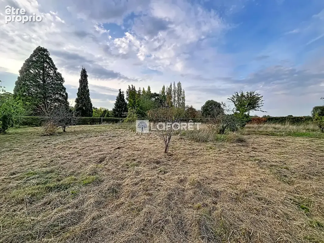 Photo Terrain à Saint-Pardoux au prix de 44 390€