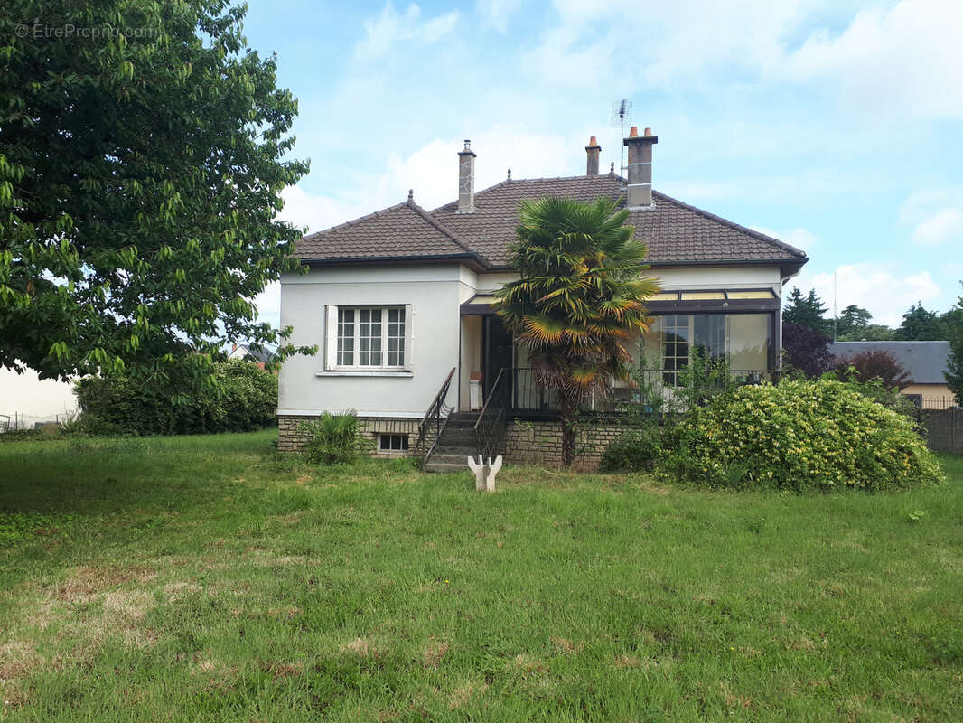 Maison à LES ORMES