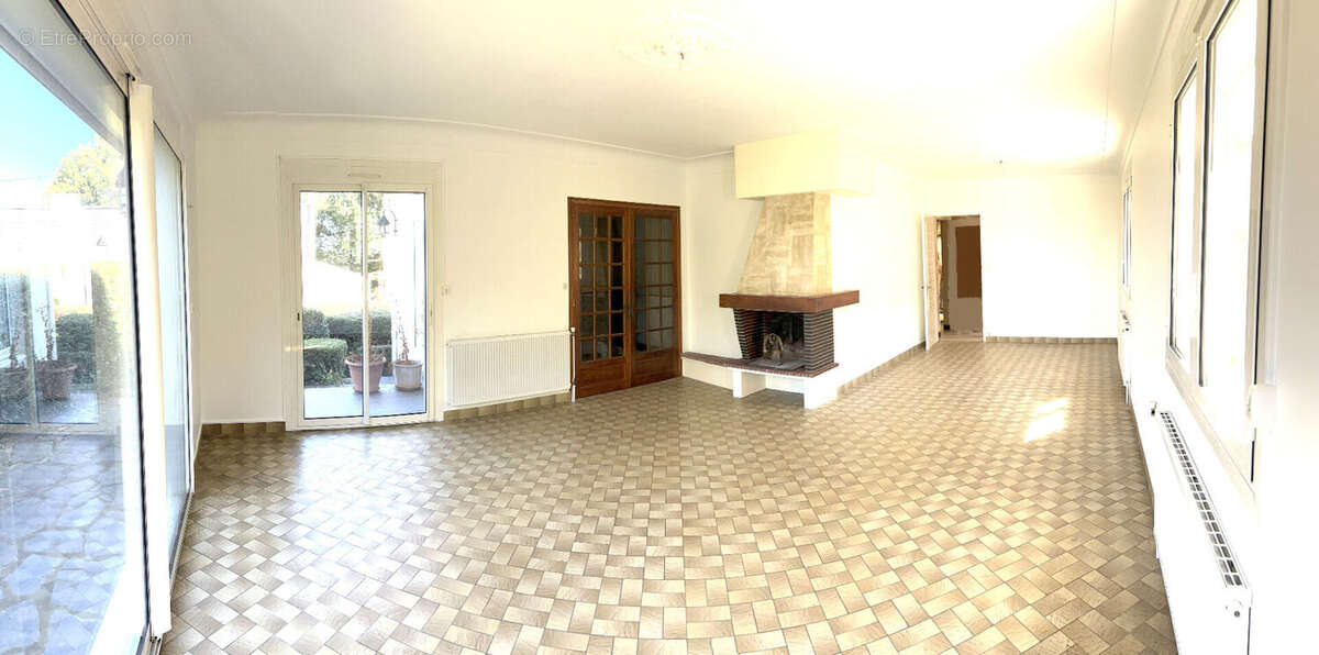 Maison 8 pièces 145 m² habitables, entrée de plain pied, sous-sol semi-enterré 121m2 - photo 6