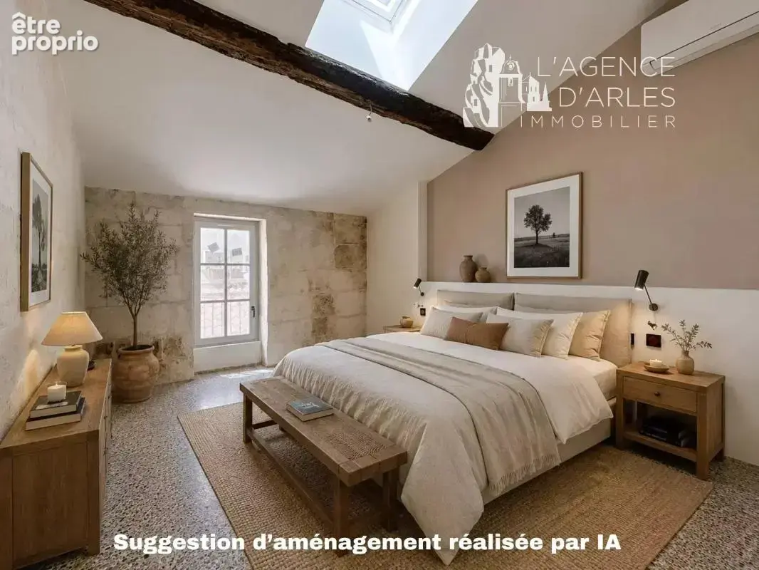 Arles - Maison de caractère rénovée au cœur du centre historique - photo 9