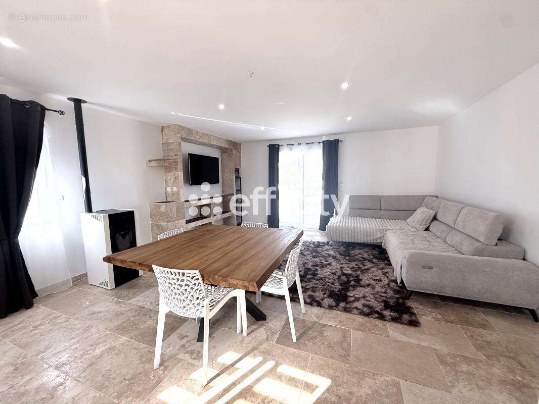 Maison 80 m² à Verteuil-Sur-Charente  - photo 2