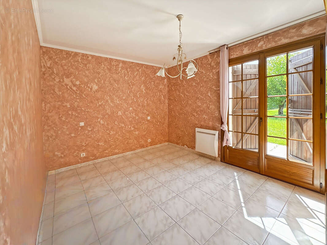 Maison Saint Etienne De Tulmont 5 pièce(s) 110 m2 - photo 7