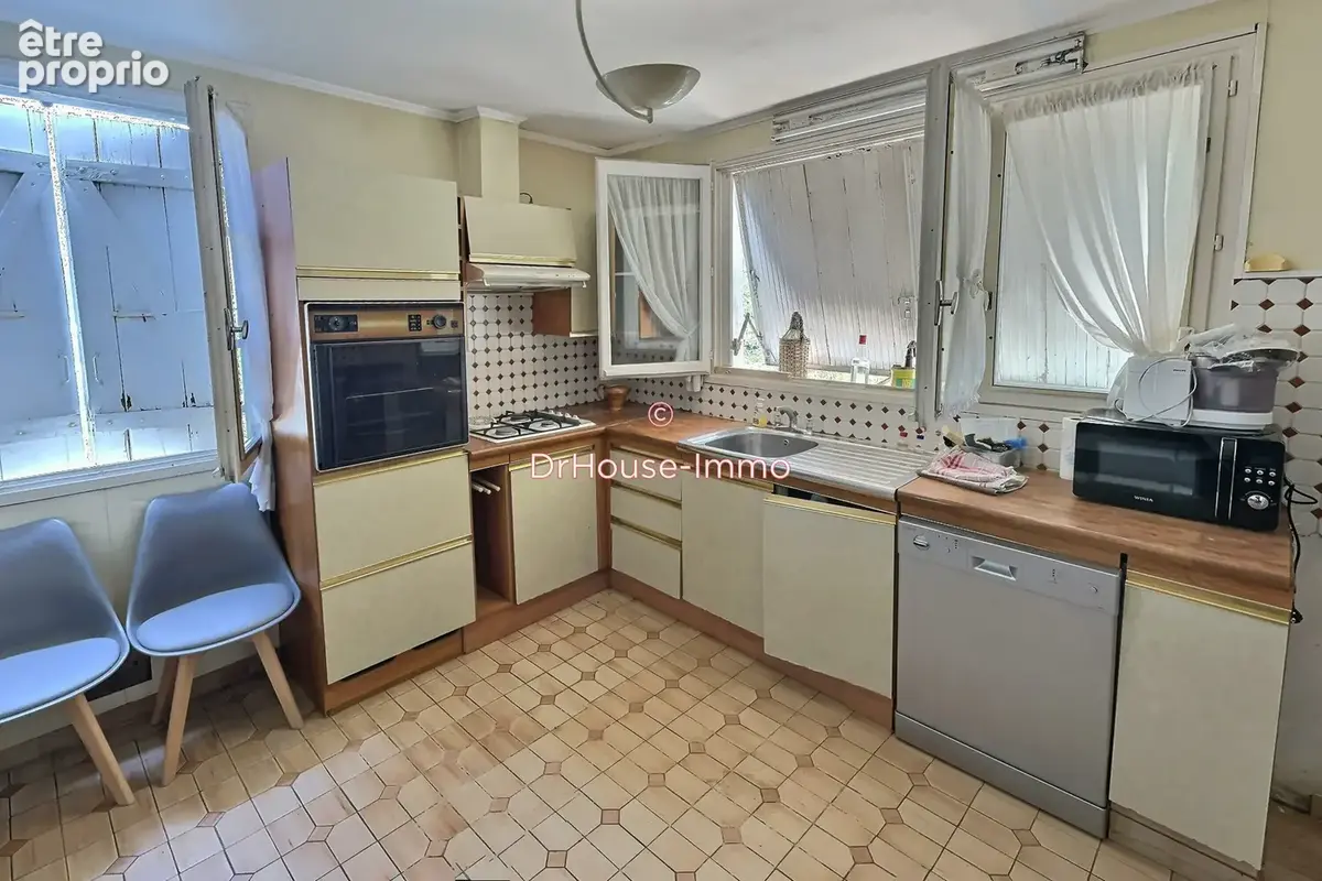 Maison 84 m² à Aubenas  - photo 5