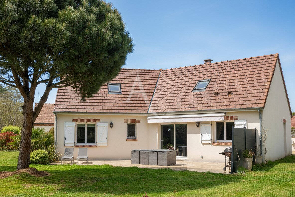 Maison à MENESTREAU-EN-VILLETTE