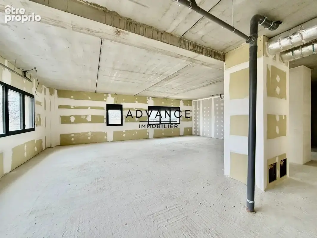 Commerce 111 m² à vendre à Montauban (82000) - photo 2