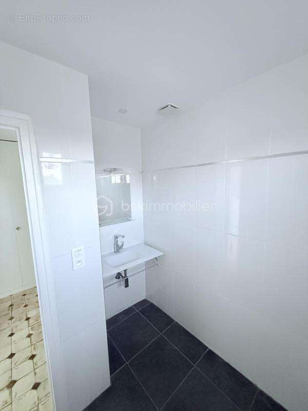 Maison à CHATEAUNEUF-LES-MARTIGUES