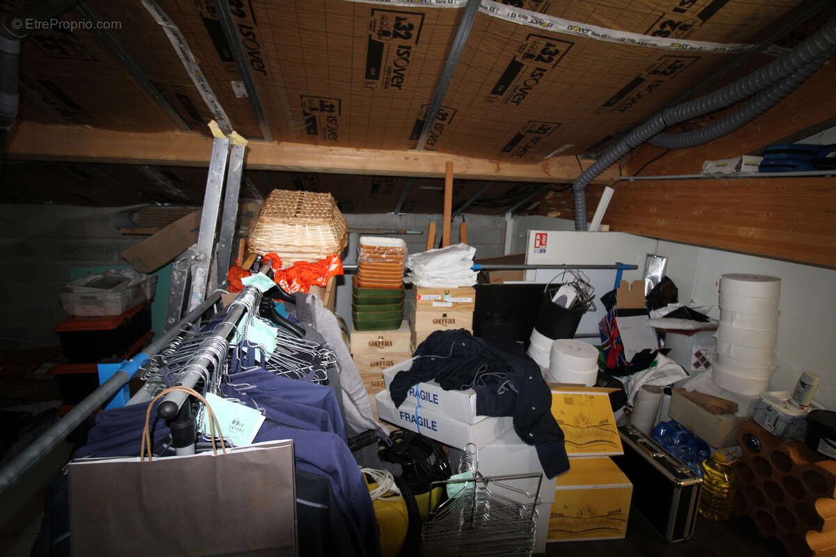 Commerce à MARSEILLE-11E