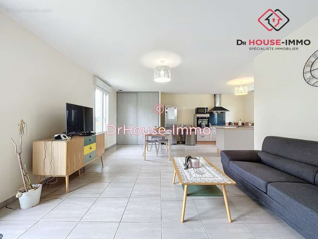 Maison à GRUN-BORDAS