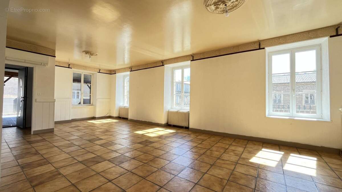 Appartement à AUTUN