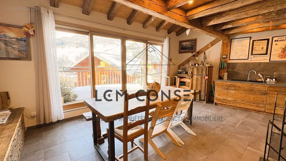 Maison à LES AVANCHERS-VALMOREL