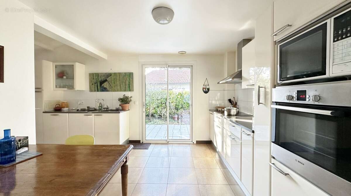 Maison landaise de type t7 de 140 m2 proche du golf - photo 11