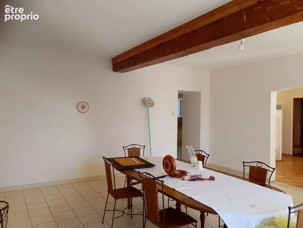 Maison charentaise en pierre de 4 chambres avec une maison d’hôtes de 3 chambres, située entre Jonzac et Pons. - photo 15