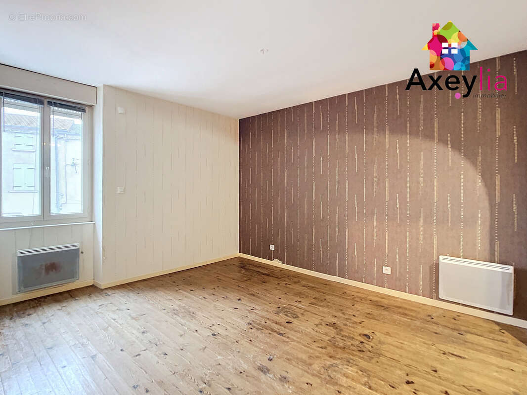 Maison à SAINT-MARTIN-D&#039;ESTREAUX