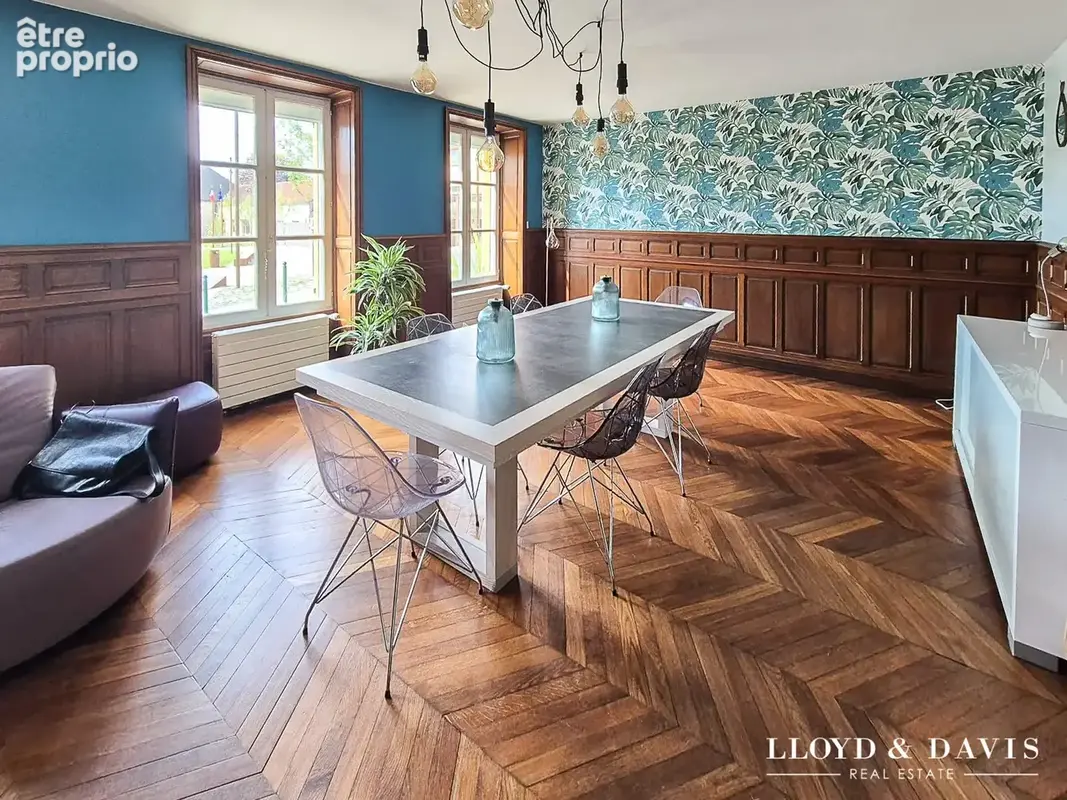 Maison 277 m² à Marolles-En-Brie  - photo 4
