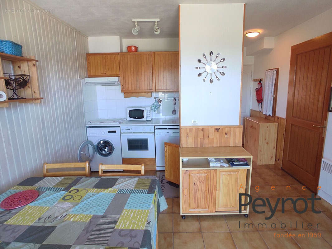 Appartement à LES ANGLES