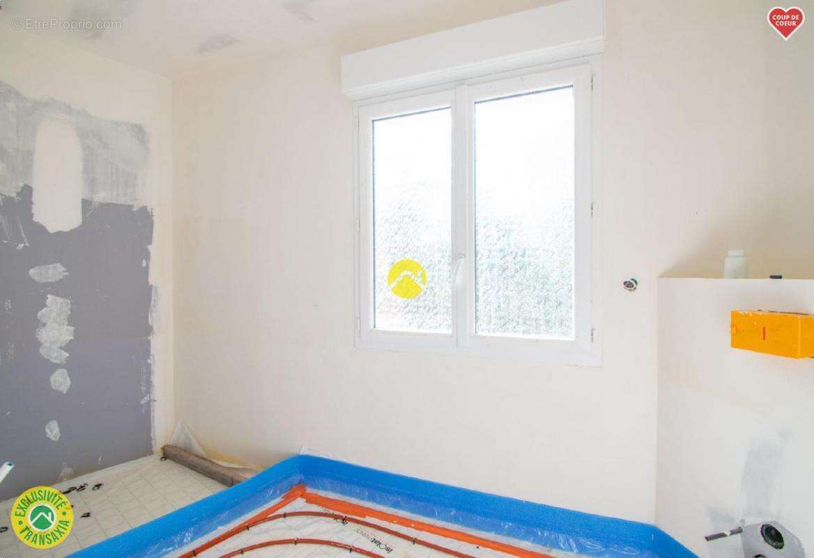 Maison à LE BUISSON-DE-CADOUIN