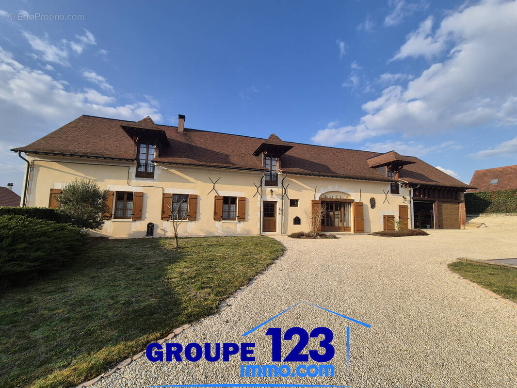 Maison à CHEMILLY-SUR-YONNE
