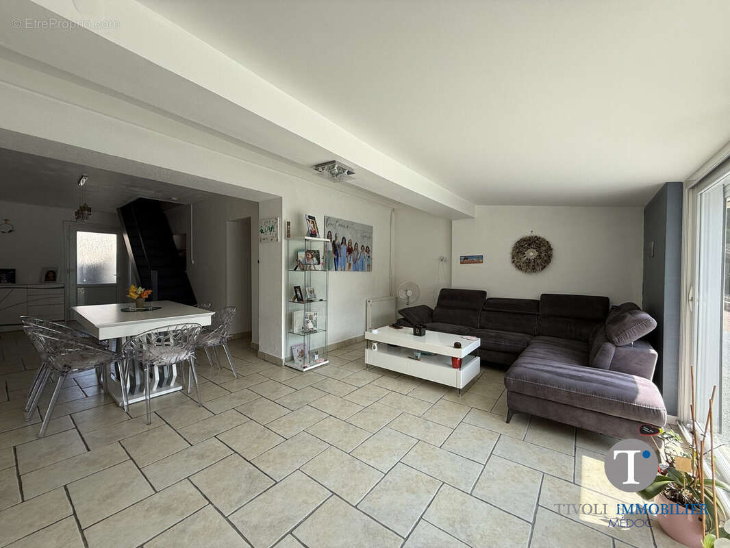 Maison à VERTHEUIL