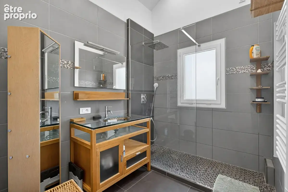 SEYNOD - Exclusivité - Maison avec T1 Bis indépendant - photo 11