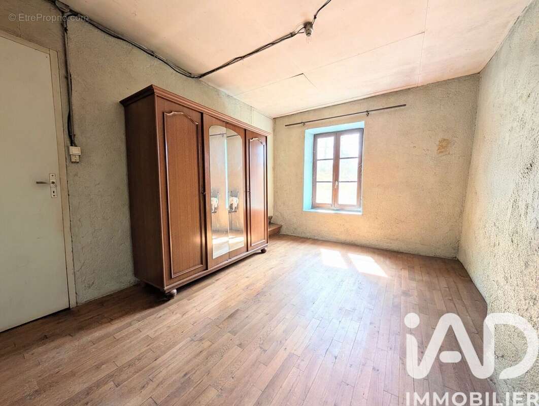 Maison 85 m² à Saint-Laurent  - photo 9