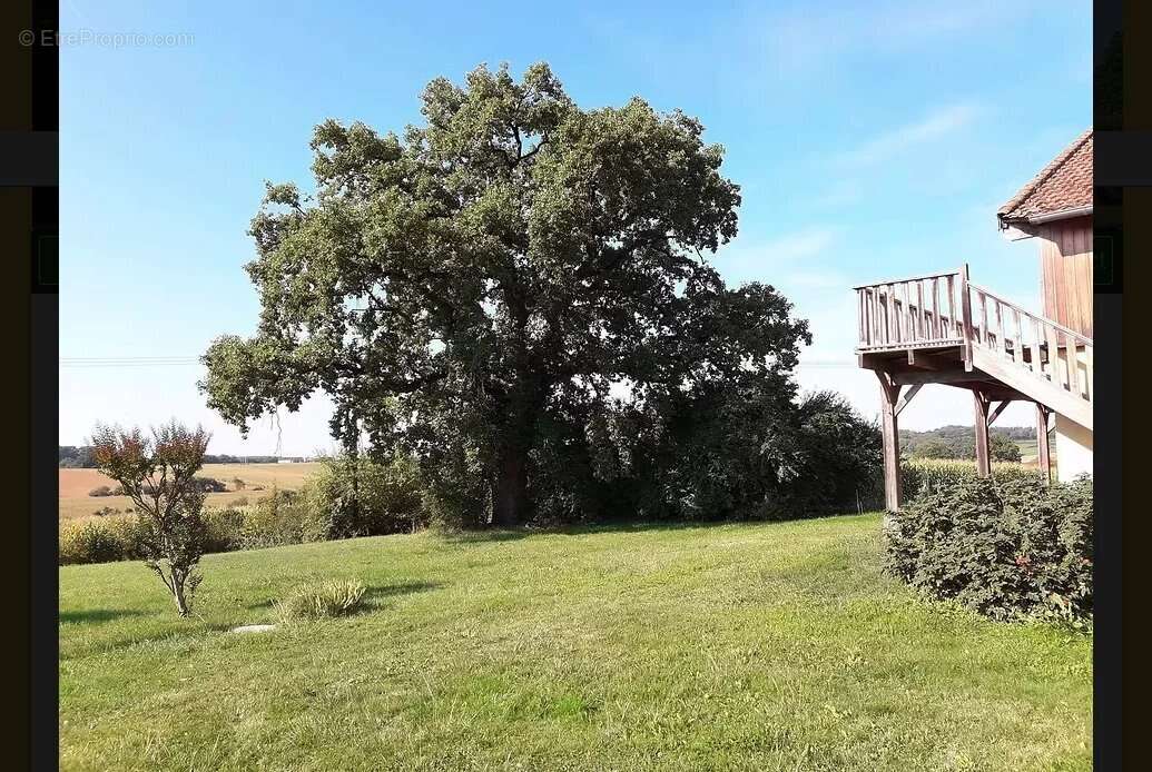 Maison à SAINTE-DODE