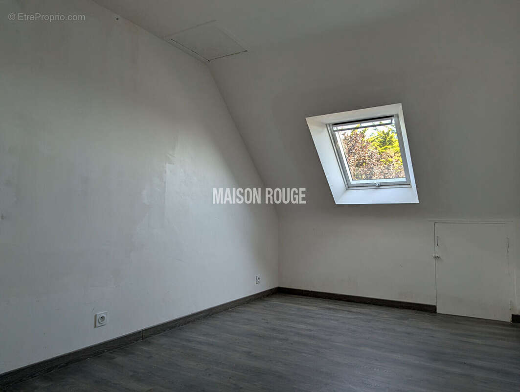 Maison avec un au fort potentiel (161 m²) - photo 14