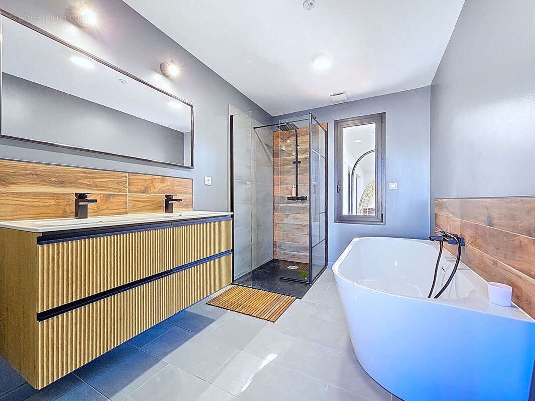 Maison à LE BOSC-ROGER-EN-ROUMOIS