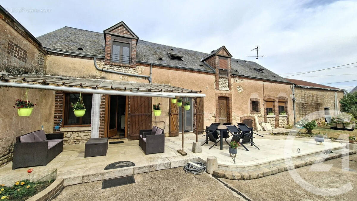 Maison à PRE-SAINT-EVROULT