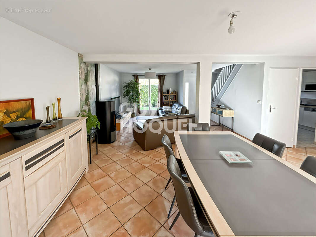 Maison à LA HOUSSAYE-EN-BRIE