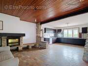 Maison à NEUVILLE-AUX-BOIS