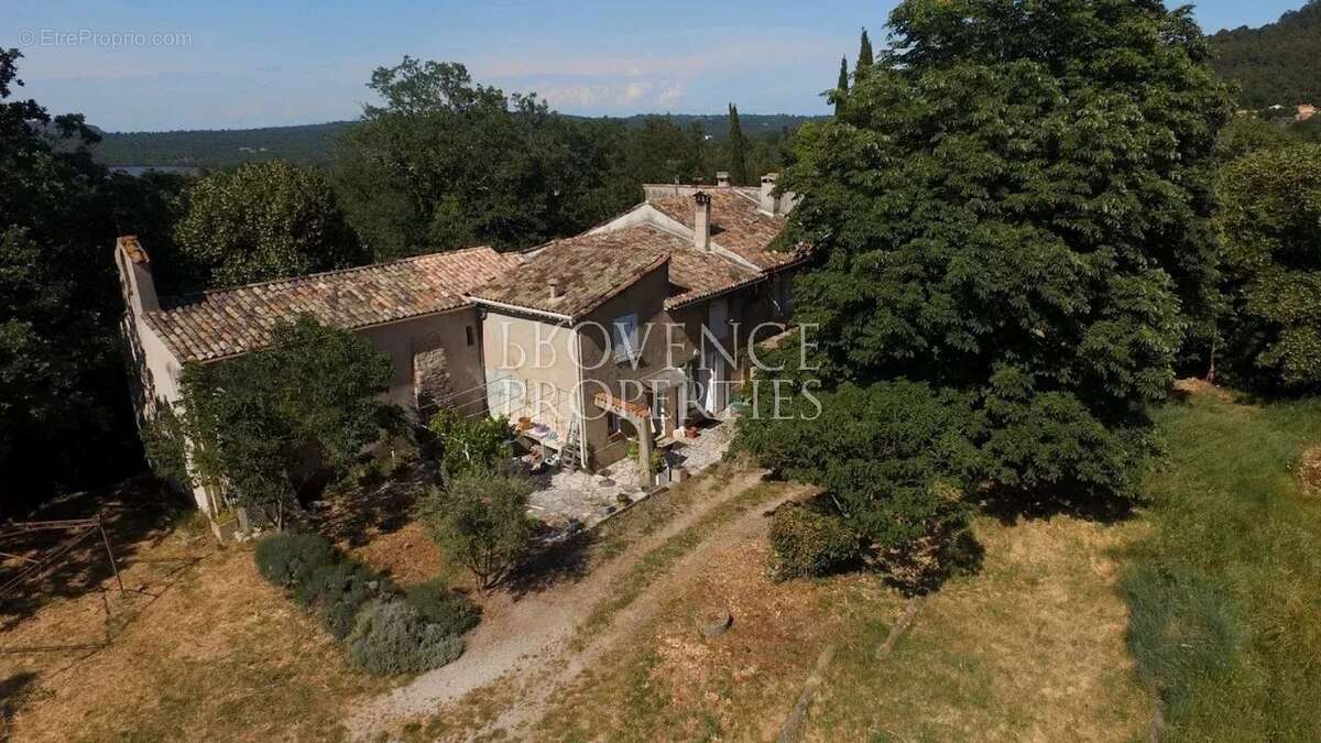 Maison à MAZAUGUES