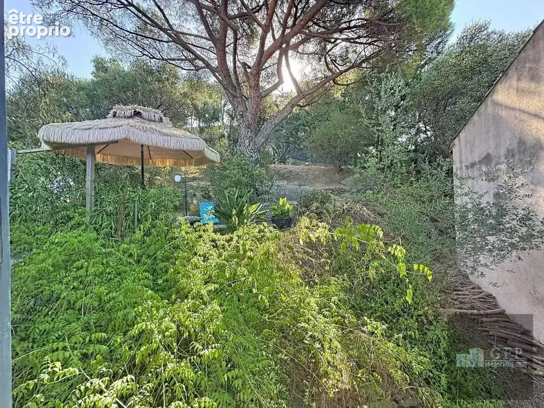 2 pièces rénové en dernier étage à Bormes-les-Mimosas - photo 17