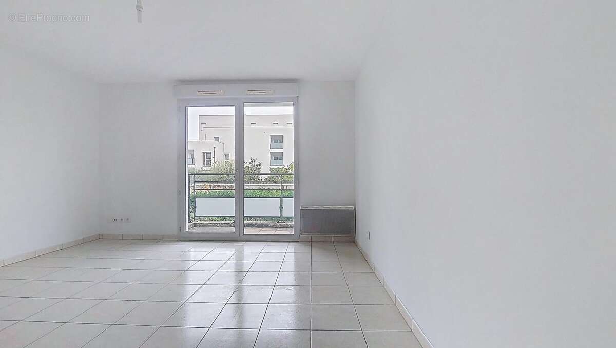 Appartement à LYON-8E