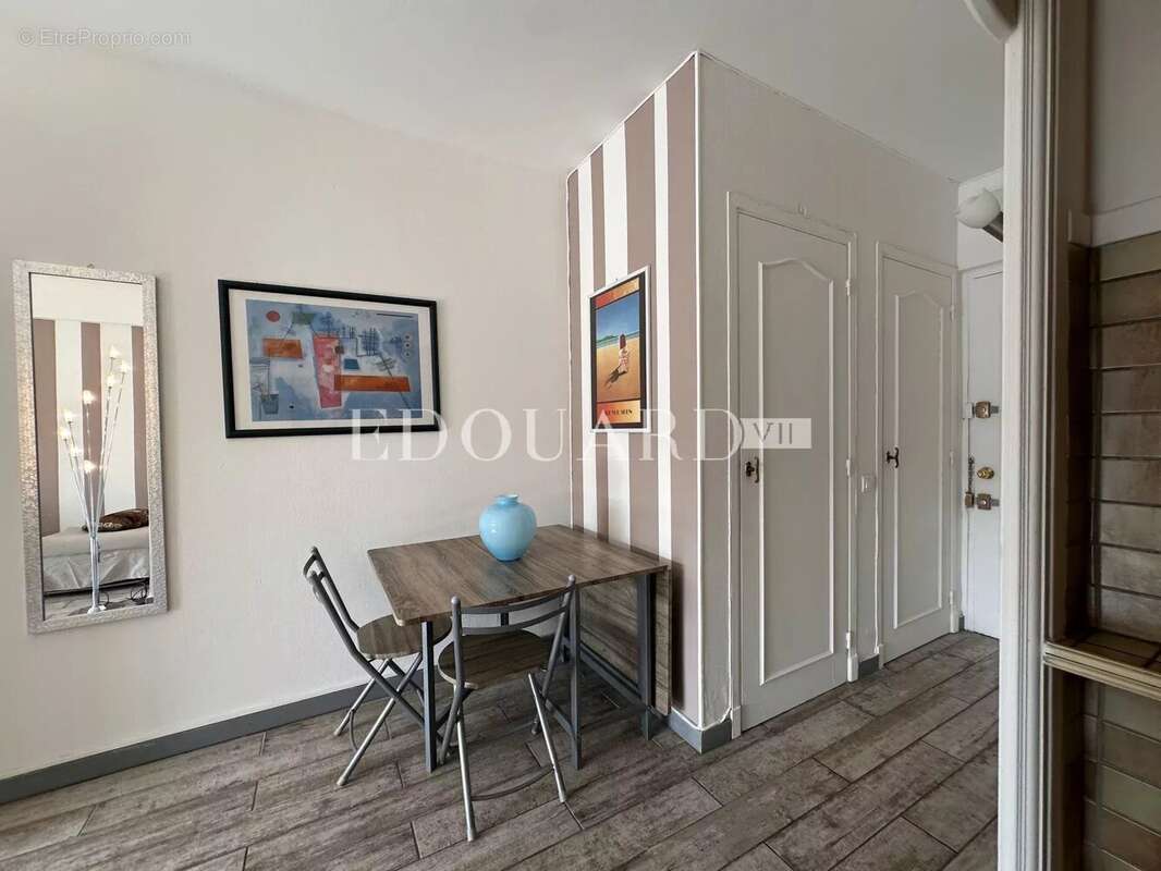 Appartement à MENTON