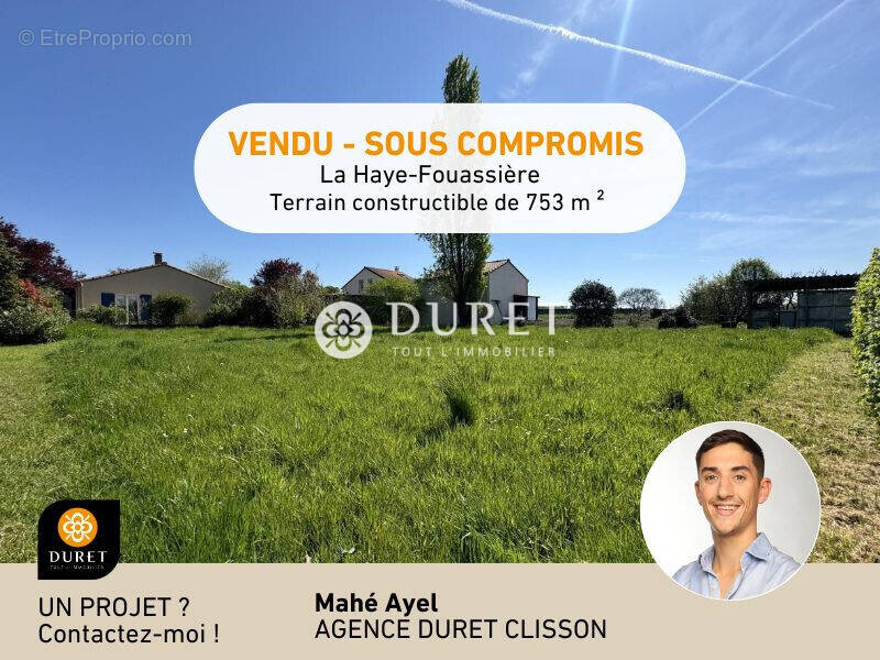 Terrain à LA HAIE-FOUASSIERE