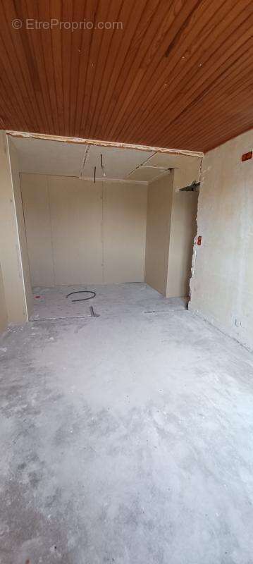 Appartement à NEUVEGLISE