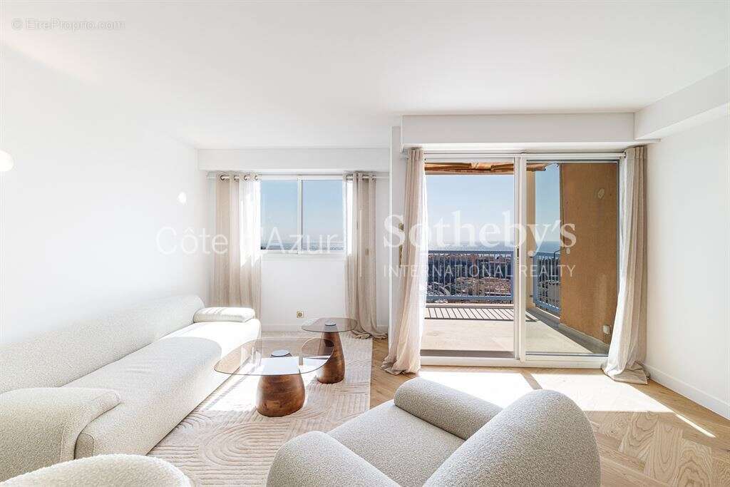Appartement à BEAUSOLEIL