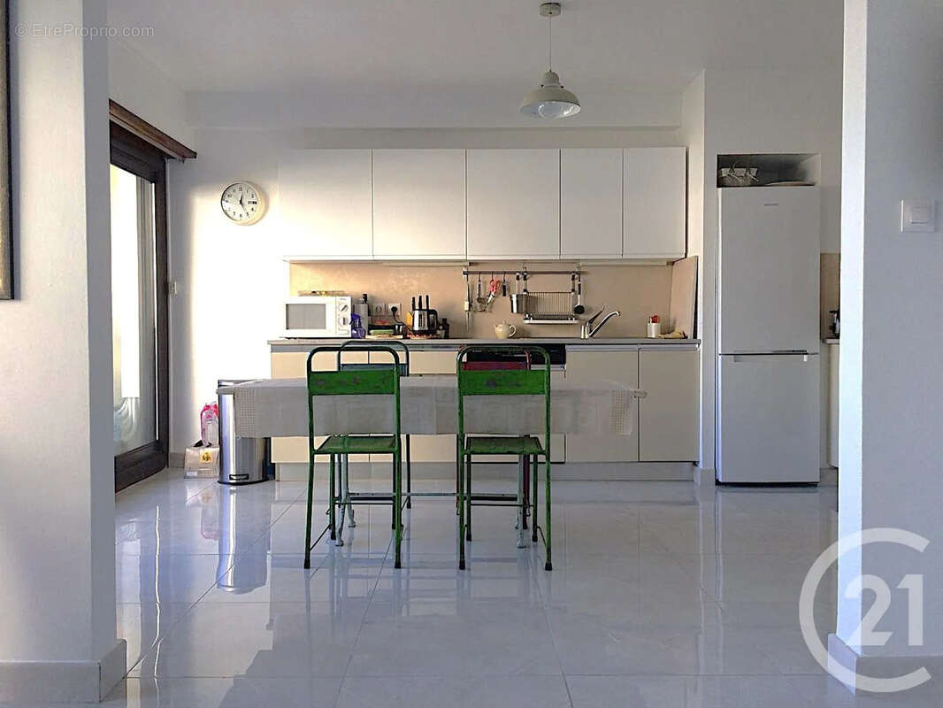 Appartement 70 m² à Roquebrune-Cap-Martin  - photo 5