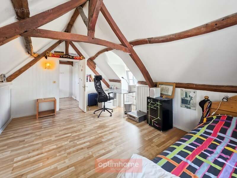 Propriete 273 m² 6 chambres jardin expo sud - photo 14