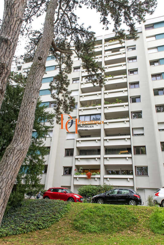 Parking à VILLEURBANNE