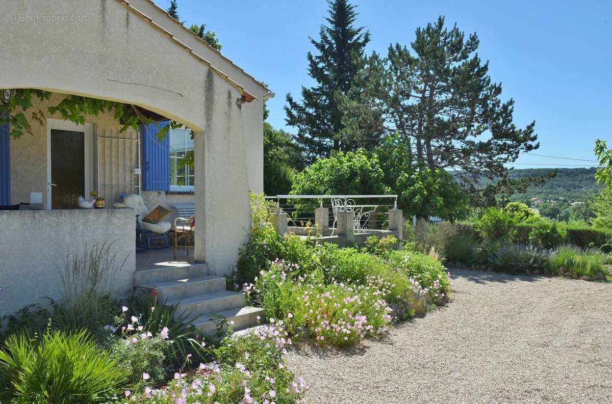 Maison à UZES