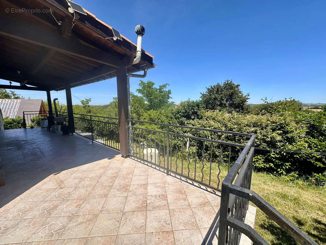 Caujac (31190) - maison de 110m2 a rafraichir - photo 9