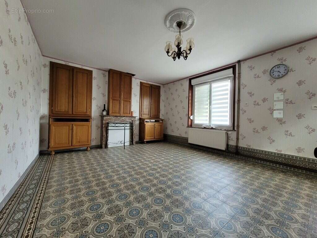Maison 223 m² à Felleries  - photo 6