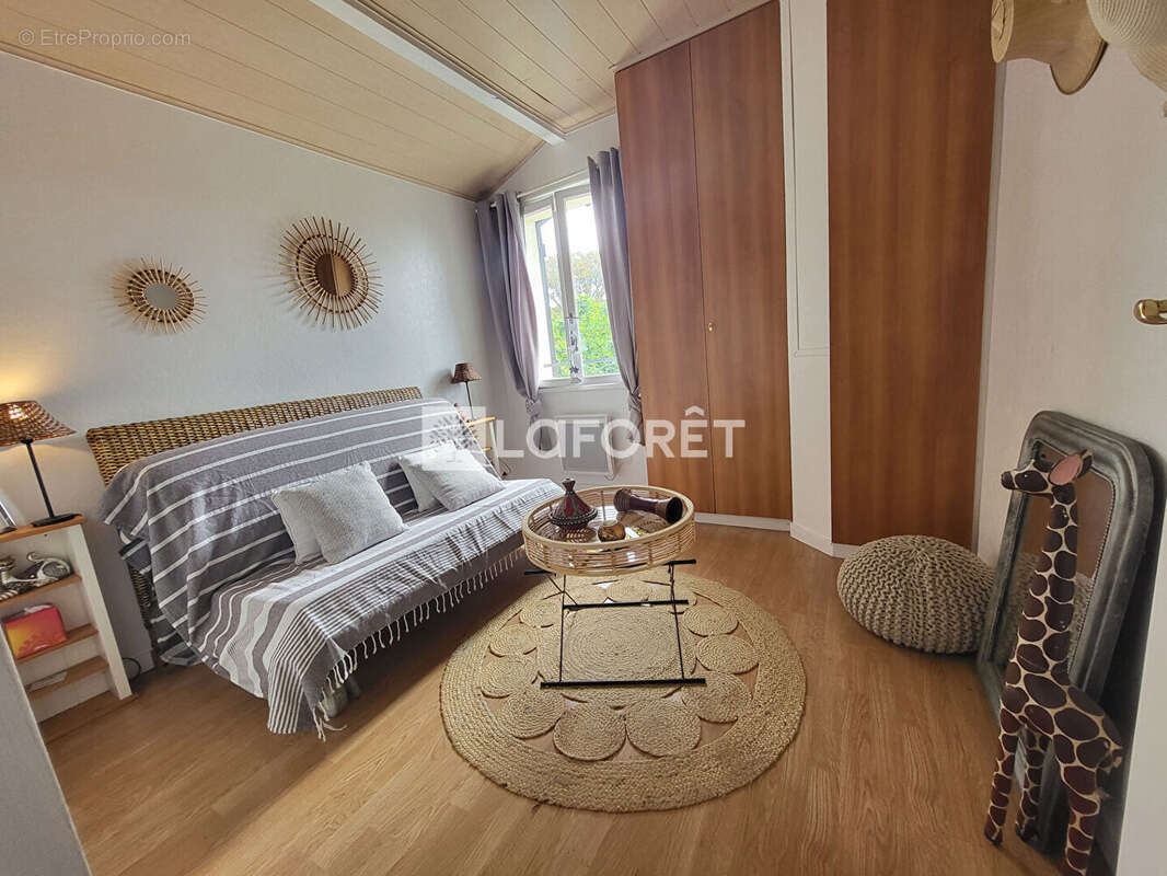 Maison familiale aux multiples possibilités d'aménagement 6 pièces 137 m² - photo 7