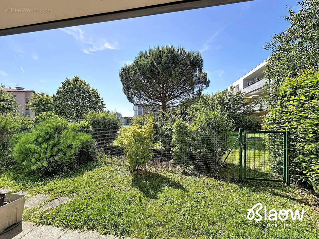 Appartement à MEYZIEU