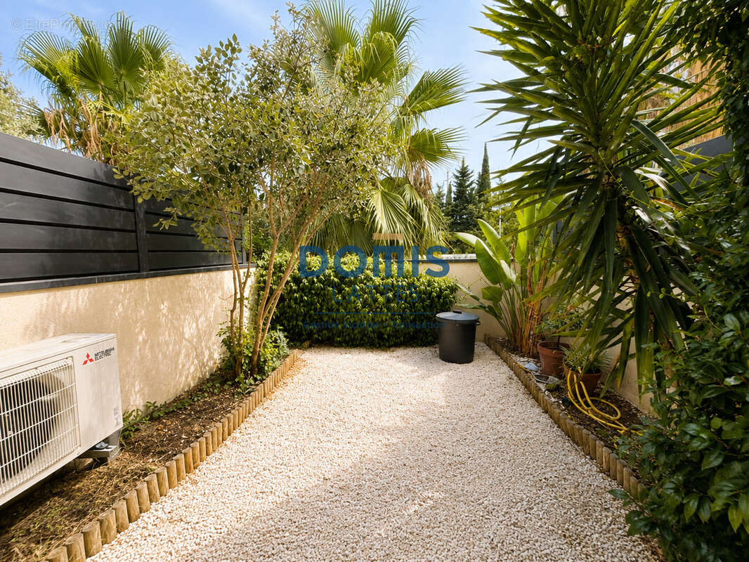 Ancien mas rénové avec jardin, terrasse et parkings - photo 2